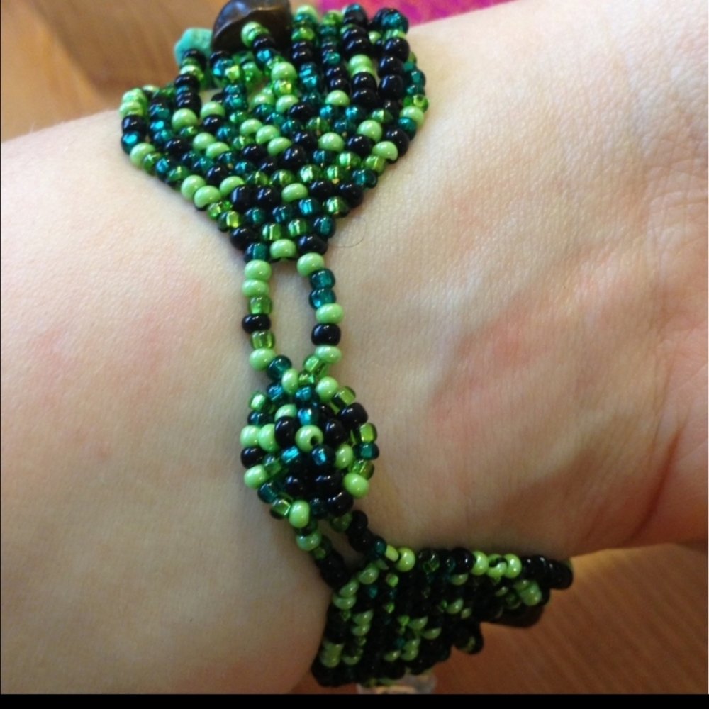 Guatemala beaded Bracelet - Picture 3 of 4